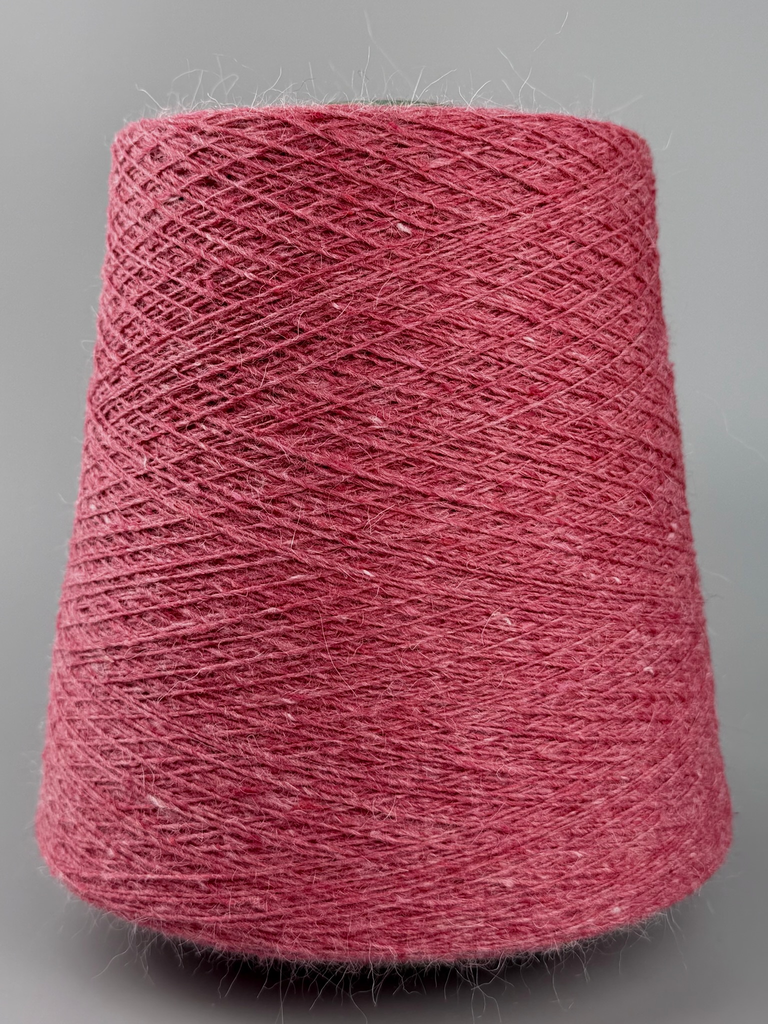 Hasegawa Art. HKA 4601 820 m / 100 g – Garn Seide Kaschmir Kid Mohair col. Alt-Himbeer Melangè  foto 2